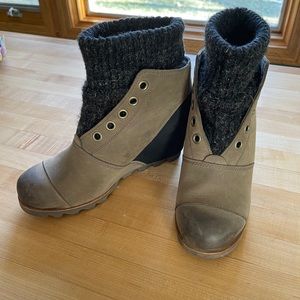 Sorel bootie wedge